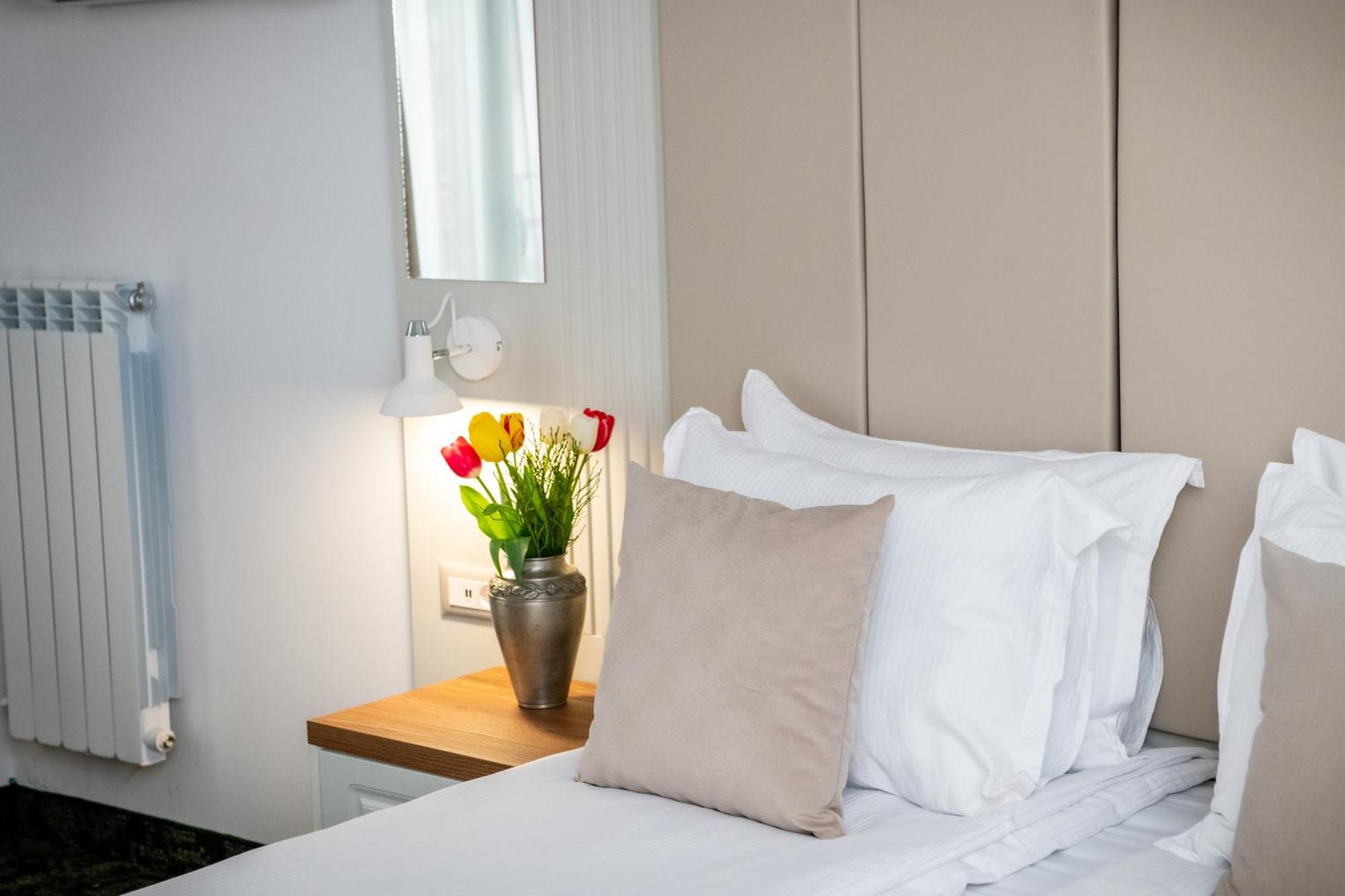 Agora' Boutique Hotel Sofia Luaran gambar